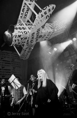 images/Muzyka/Buckleina-pion/0005-netx.jpg